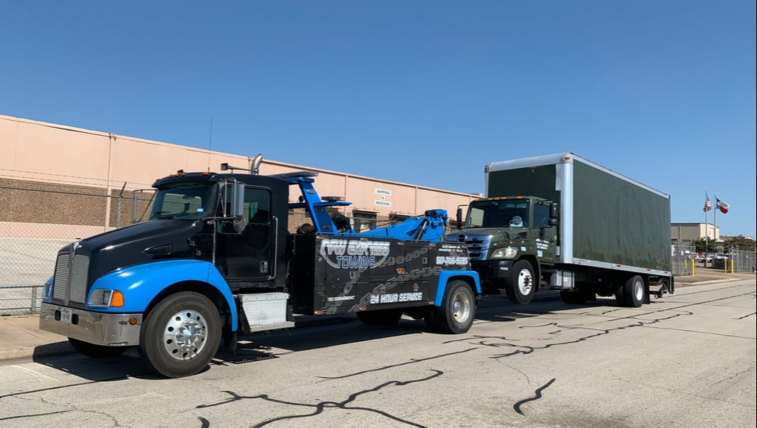 Box truck towing Arlington, Texas- 8177069285
